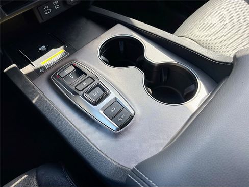 Certified 2024 Honda Passport EX-L image 19