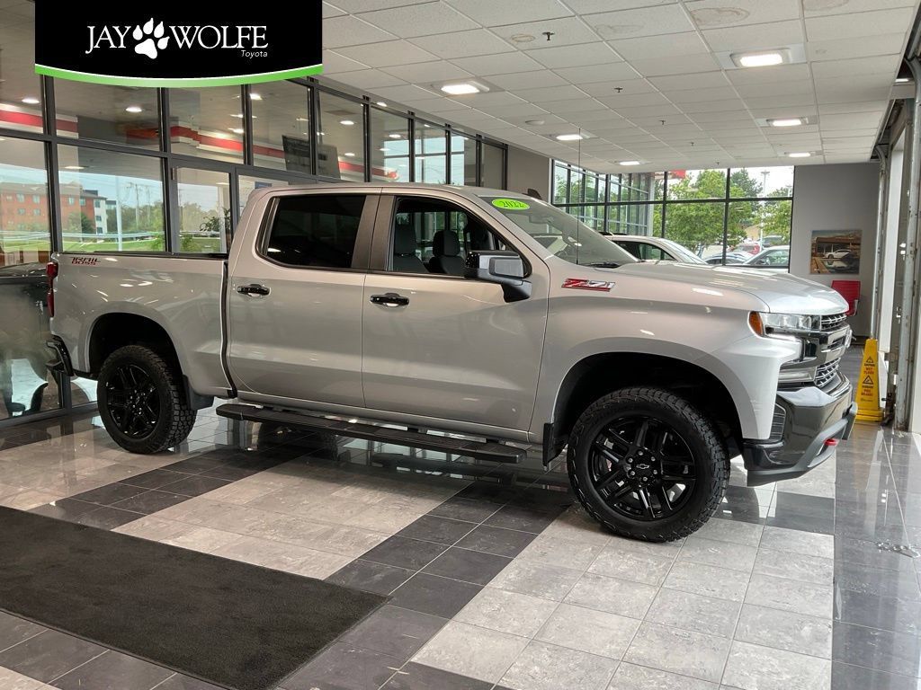 Used 2022 Chevrolet Silverado 1500 LT Trail Boss w/ Bed Protection Package AWD/4WD image 1