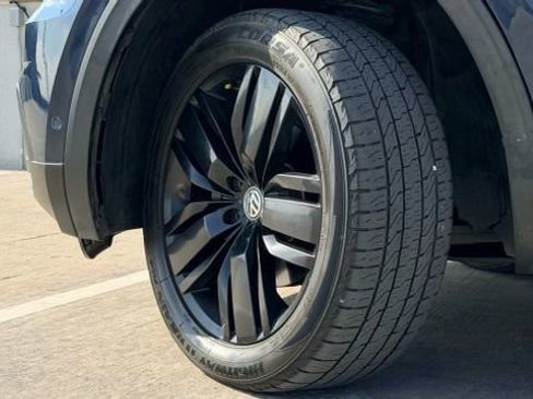 Used 2019 Volkswagen Atlas SEL Premium image 57