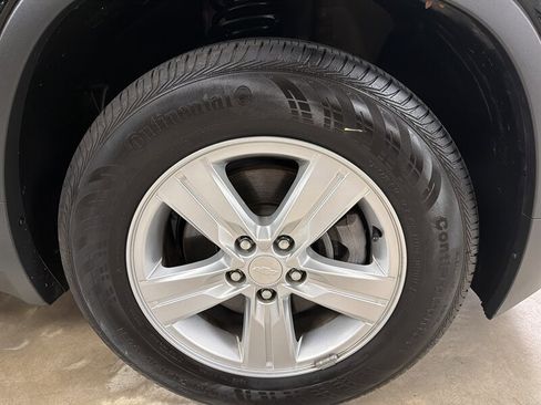 Used 2020 Chevrolet Trax LS FWD image 13