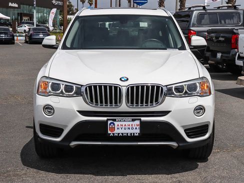 Used 2016 BMW X3 xDrive28i AWD/4WD image 2