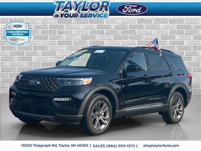 Certified 2023 Ford Explorer XLT w/ Equipment Group 202A