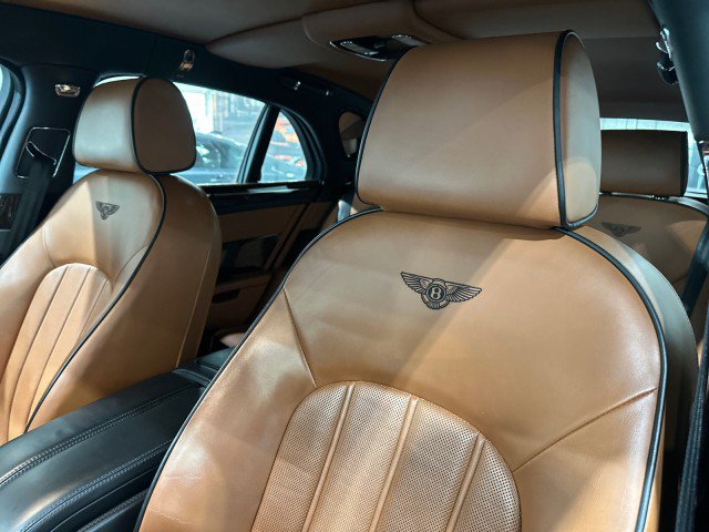 Used 2011 Bentley Mulsanne RWD image 45