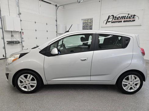 Used 2015 Chevrolet Spark LT image 8