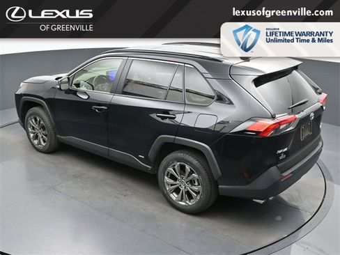 Used 2023 Toyota RAV4 XLE Premium image 50