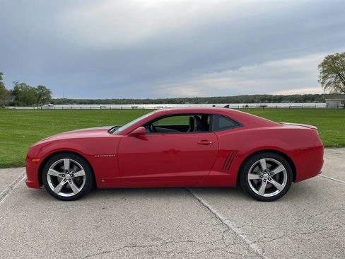 Used 2010 Chevrolet Camaro SS w/ LPO, Ground Effects Package RWD image 1
