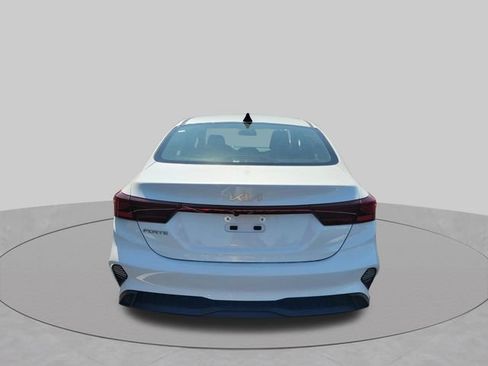 Used 2023 Kia Forte LXS w/ LXS Technology Package FWD image 15