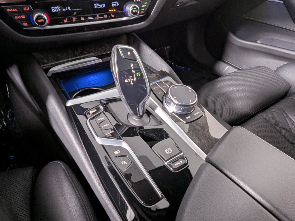Certified 2023 BMW 530e xDrive w/ Premium Package AWD/4WD image 41