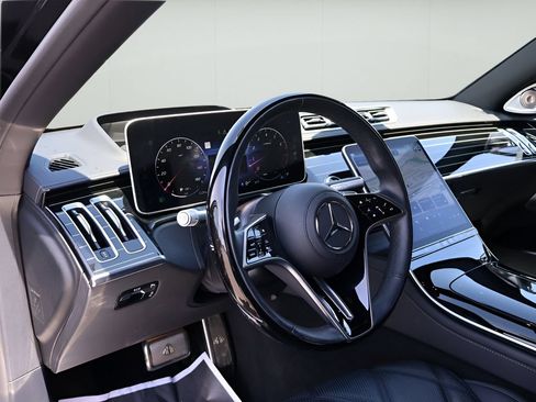 Certified 2024 Mercedes-Benz Maybach S 580 4MATIC image 24