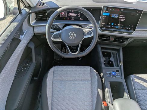 New 2026 Volkswagen Tiguan S FWD image 17