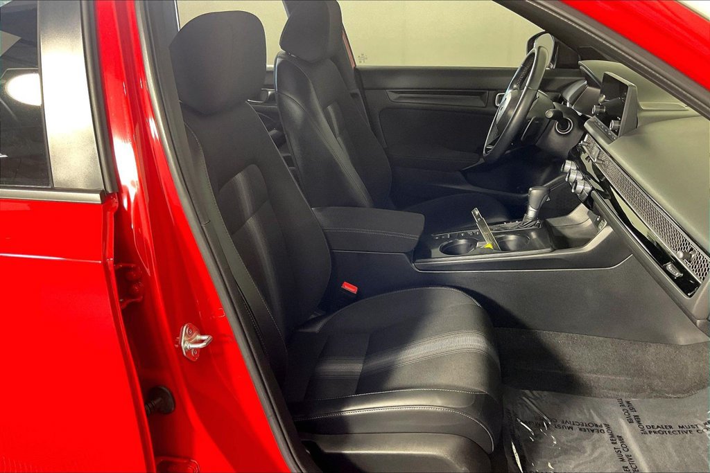Used 2025 Honda Civic Sport image 9