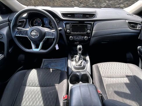 Used 2020 Nissan Rogue S FWD image 13