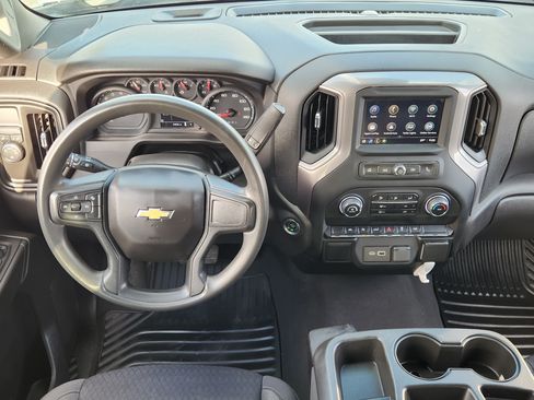 Used 2022 Chevrolet Silverado 1500 Custom RWD image 27
