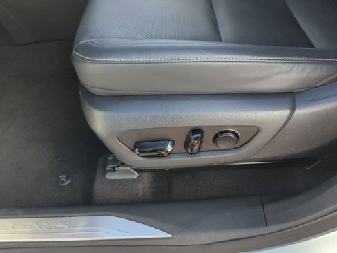 Used 2023 Lexus RX 350 FWD w/ Cold Area Package image 14