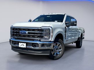 New 2025 Ford F250 King Ranch w/ Chrome Package video 2