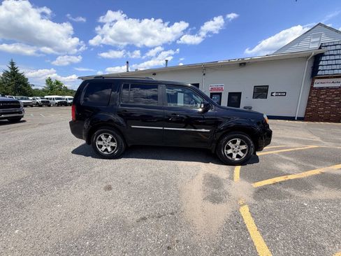 Used 2011 Honda Pilot Touring image 37