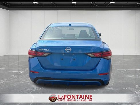 Used 2025 Nissan Sentra SV image 7