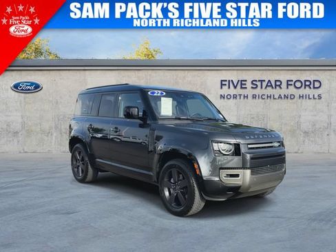 Used 2022 Land Rover Defender 110 X-Dynamic SE AWD/4WD image 2