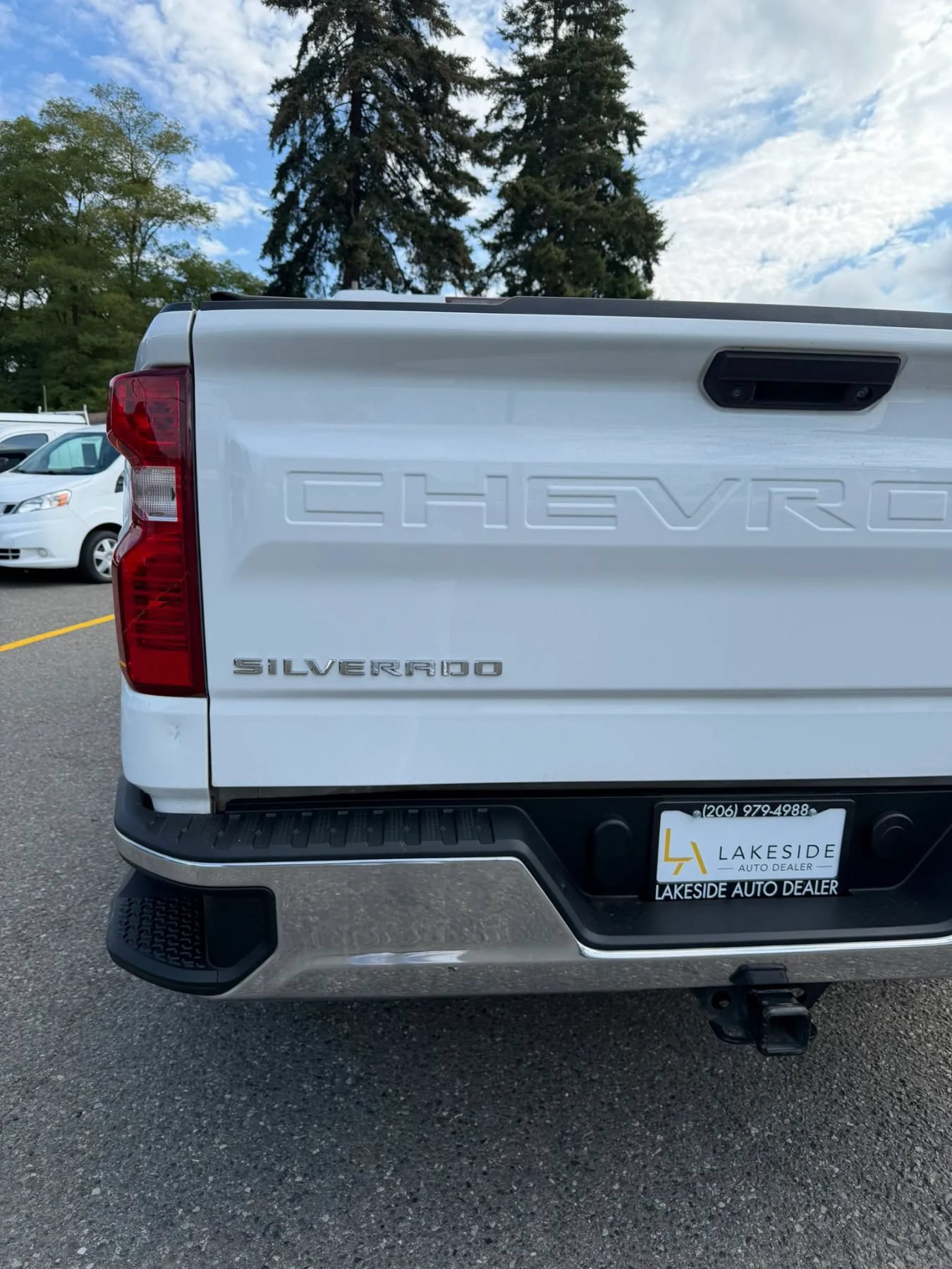 Used 2020 Chevrolet Silverado 1500 LT w/ Bed Protection Package AWD/4WD image 14