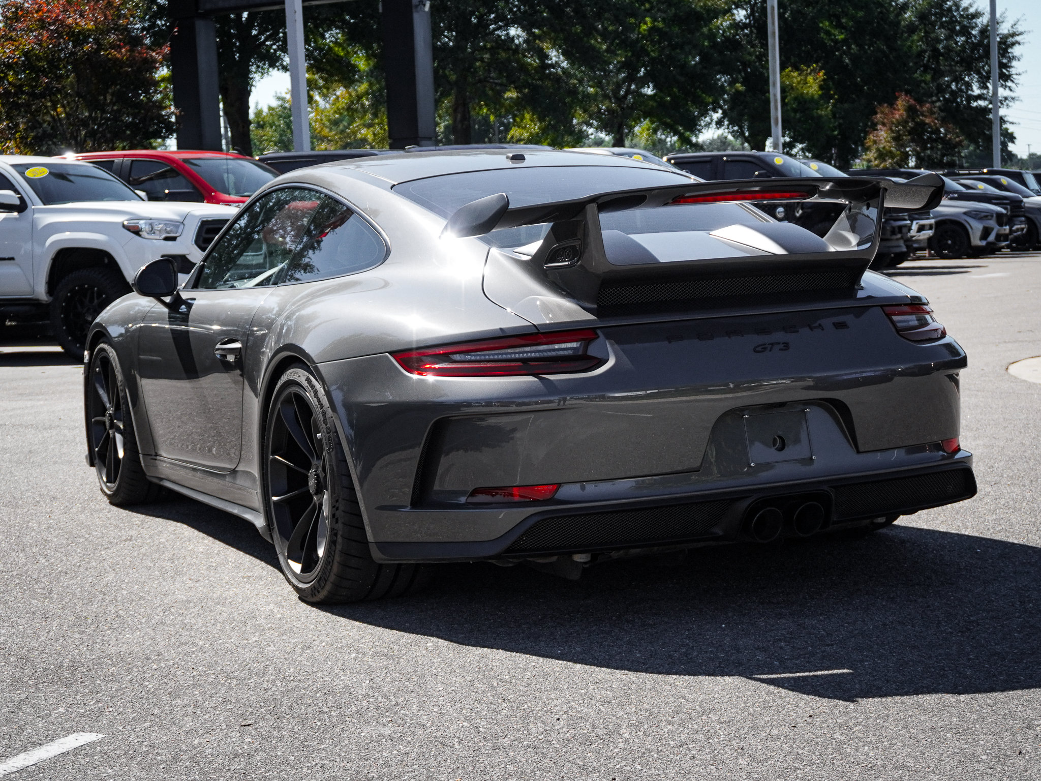 Used 2018 Porsche 911 GT3 w/ Sport Chrono Package RWD image 8