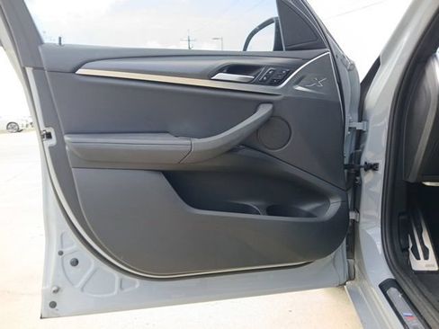 Used 2022 BMW X3 sDrive30i w/ M Sport Package RWD image 20