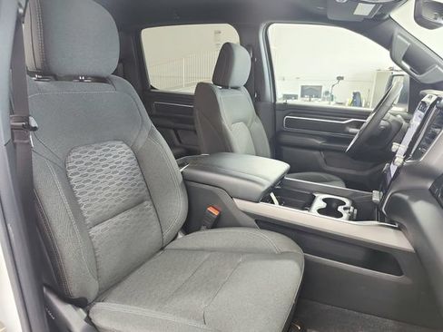 Used 2025 RAM 1500 Big Horn AWD/4WD image 38