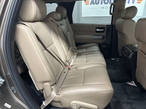 Used 2015 Toyota Sequoia Limited image 21