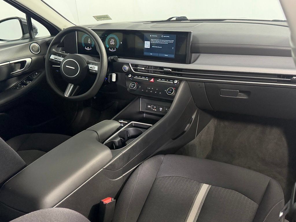Used 2025 Hyundai Sonata SEL FWD image 14