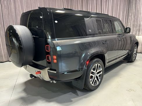 Used 2024 Land Rover Defender 130 X image 2