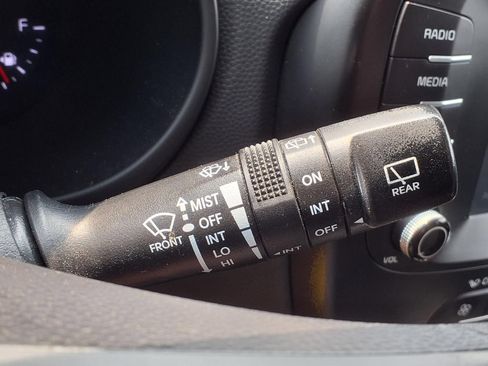 Used 2018 Kia Soul + FWD image 25