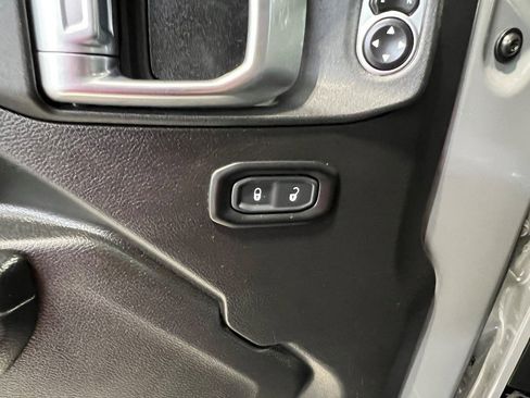 Certified 2023 Jeep Wrangler Sport S image 24