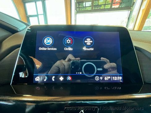 Used 2025 Cadillac CT4 V image 31