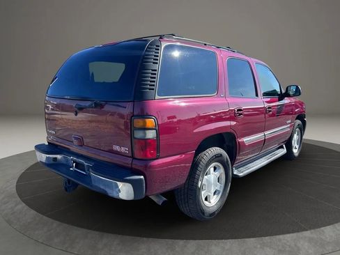 Used 2005 GMC Yukon SLT w/ SLT Preferred Equipment Group image 3