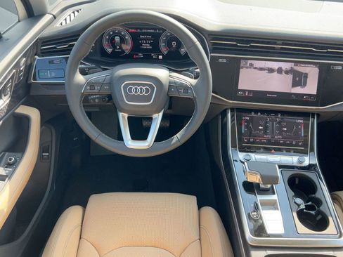 New 2025 Audi Q7 3.0T Prestige image 25