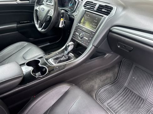 Used 2016 Ford Fusion Energi Titanium w/ Driver Assist Package FWD image 16