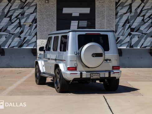 Used 2025 Mercedes-Benz G 63 AMG 4MATIC image 11