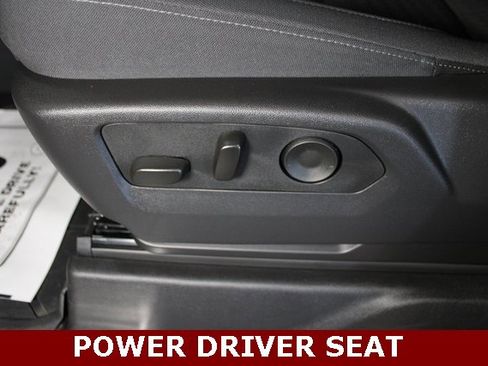 Used 2025 Chevrolet Silverado 1500 LT image 13