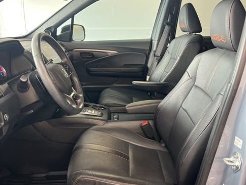 Used 2022 Honda Pilot TrailSport image 10