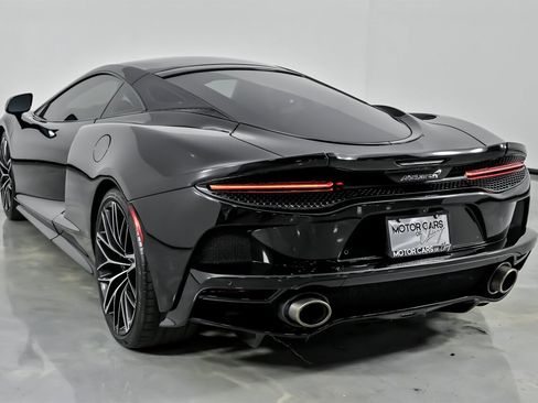 Used 2021 McLaren GT image 10