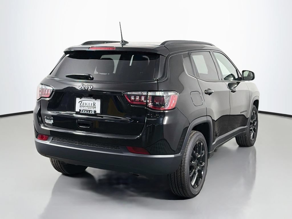 New 2026 Jeep Compass Latitude w/ Sun and Sound Group AWD/4WD image 7