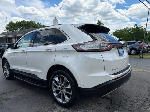 Used 2017 Ford Edge Titanium w/ Equipment Group 302A AWD/4WD image 4