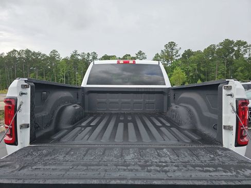 Used 2025 RAM 2500 Big Horn AWD/4WD image 13