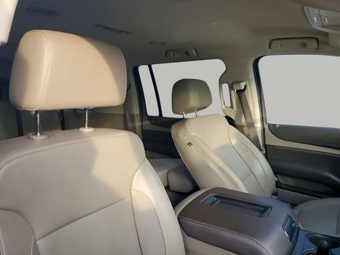 Used 2020 Chevrolet Suburban LT w/ Max Trailering Package image 15