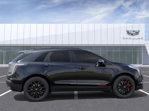 New 2026 Cadillac XT5 Sportv w/ LPO, Red Accent Package image 36