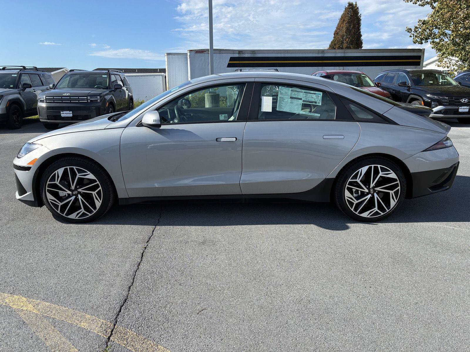 New 2024 Hyundai Ioniq 6 SEL AWD/4WD image 4