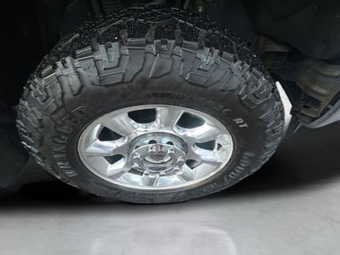 Used 2014 Ford F250 Lariat w/ Lariat Interior Package image 30