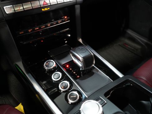 Used 2014 Mercedes-Benz E 63 AMG S-Model image 55