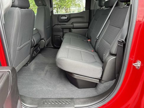 Used 2022 Chevrolet Silverado 1500 Custom w/ Safety Confidence Package AWD/4WD image 22