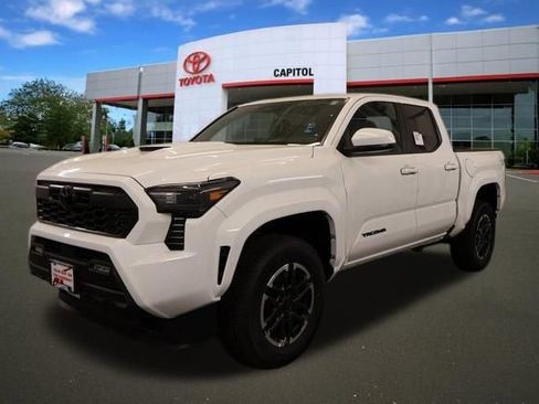 New 2026 Toyota Tacoma TRD Sport AWD/4WD image 5