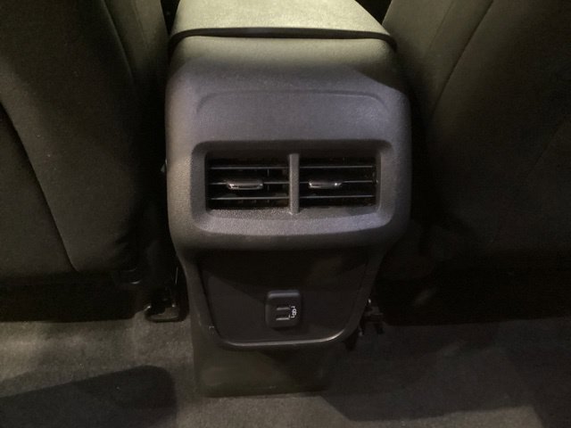 Used 2021 Chevrolet Equinox LT FWD image 19
